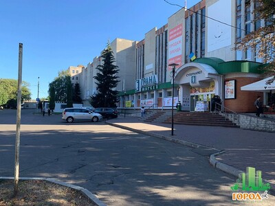 Продаж 830 м.кв. в центрі міста 240 000 $