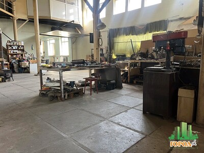 Промисловий комплекс 370 000 $