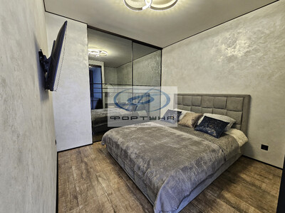 Стильна квартира із новим ремонтом у закритому ЖК. Митниця