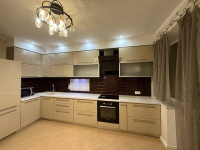 Довгострокова оренда 2-кв., Митниця, Жужоми