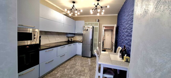 ПРЕМІАЛЬНА 2-рівнева кв з ТЕРАСОЮ в ПРЕСТИЖНОМУ комплексі