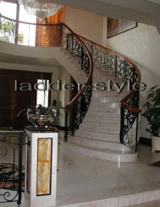 Виготовлення бетонних сходів Кропивницкий