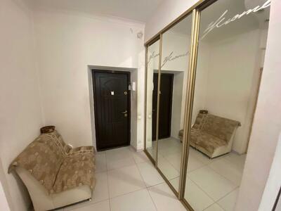 Центр Перспективна / Шевченко 3к 60м 2/4 сталінка