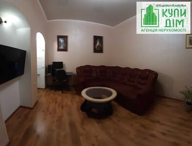 Продам трикімнатну квартиру