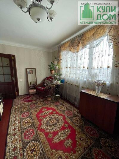Продається чудова 2 к/к селище Гірниче