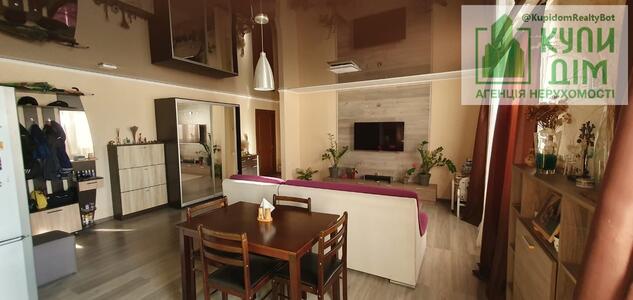 Продаж 3 кімнатної Квартири