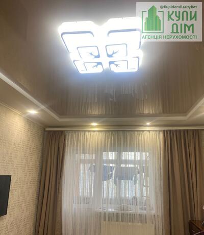 Продам 3 кімнатну квартиру