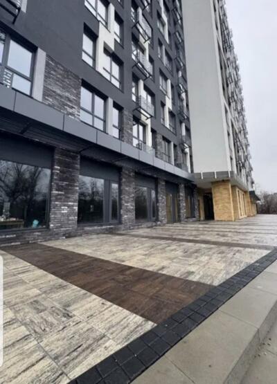 Продаються квартири в сучасному житловому комплексі ЖК А+Я !