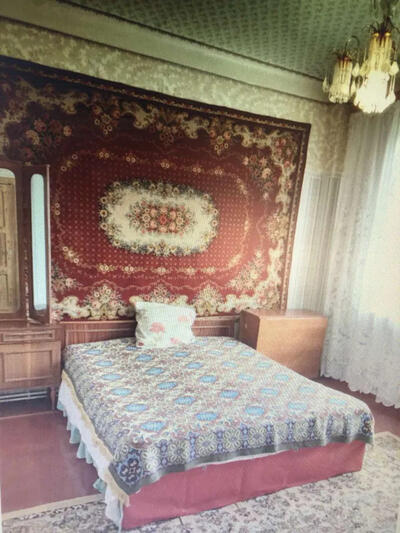 Продам 3-кімнатну квартиру.