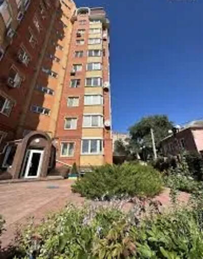 Продам квартиру у сучасному ЖК Кропивницького вул.Ф.Романова 20.