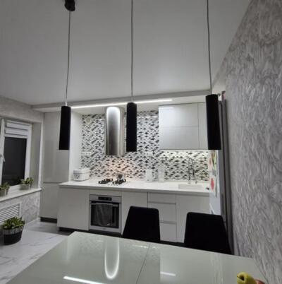 Продам 3-кімнатну квартиру район Типографії