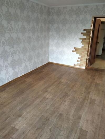 Продам 2 кімнатну квартиру на 2 поверсі