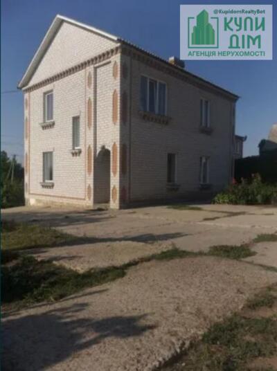 Продам дом в Черняховке