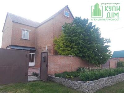 Продаж будинку