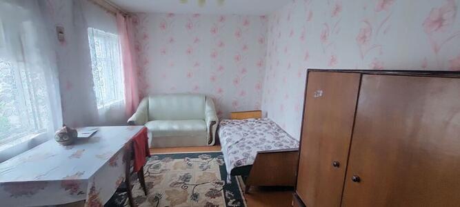 продаж півбудинка Півзавод