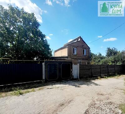 Продам будинок в Селі Зелене на березі озера.