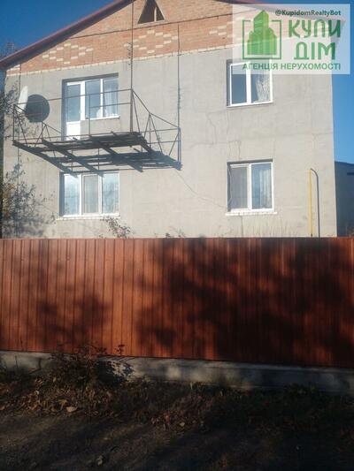 Продам будинок 180 кВ метрів