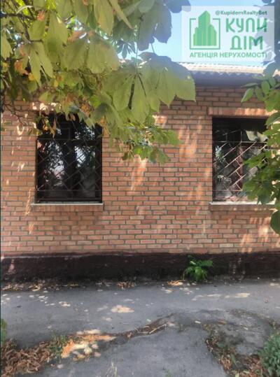 Частина будинку, центр.