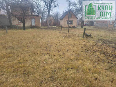 Продам дачну ділянку - 2 будівлі