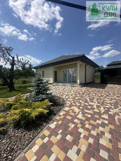 Будинок з щомісячним прибутком(сонячні батареї).