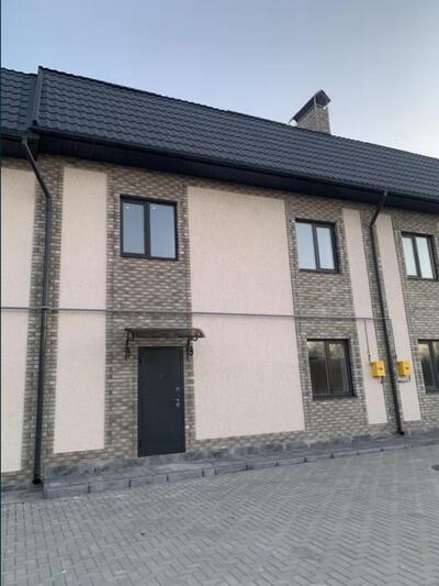 Продам Таунхаус 130 квадратів, поряд з парком Перемоги.