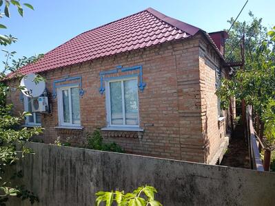 Продаж будинку