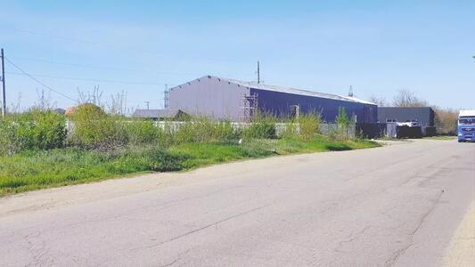 30 сот забудову або бізнес