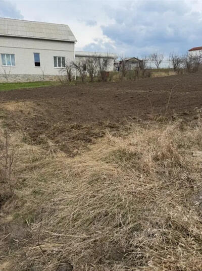 Продам ділянку в с.Підгайці.