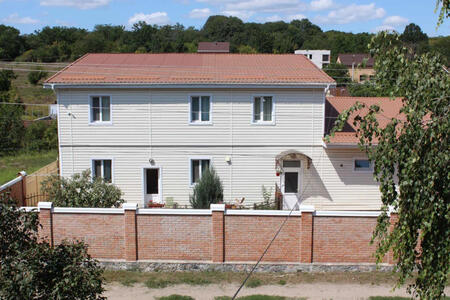 Будинок біля паркової зони Санаторний провулок Кропивницький.