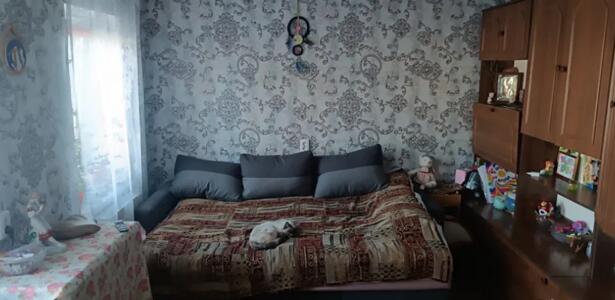 Продам частину будинку.