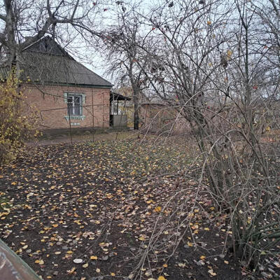 Продам будинок за містом..
