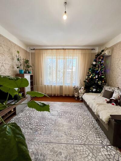 Продаж 3к квартири р-н НовоМиколаївка