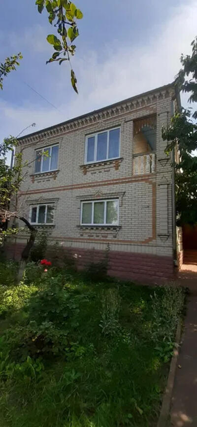 Пропонуємо до продажду двоповерховий будинок в м.Благовіщенське