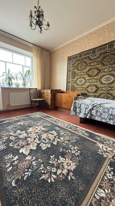 Продаж 3-кімнатної квартири