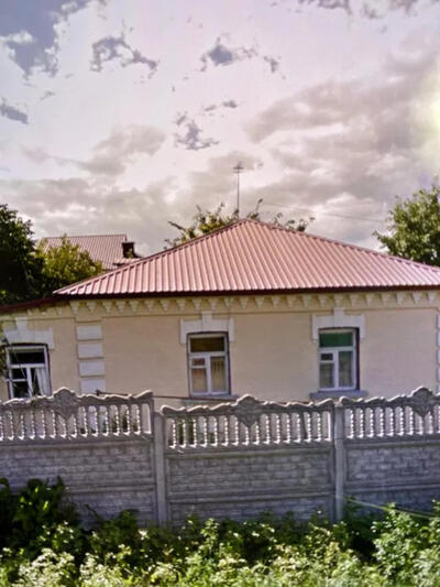 Продається частина будинку біля Критого ринку