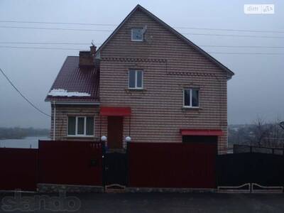 Продається будинок для великої родини