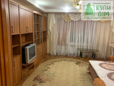 Продаж 3х кімнатної квартири в центрі Кропивницького.