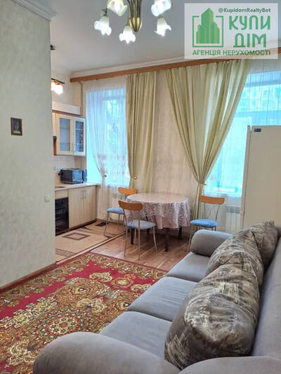 Продаж 2 к квартири в центрі Кропивницького